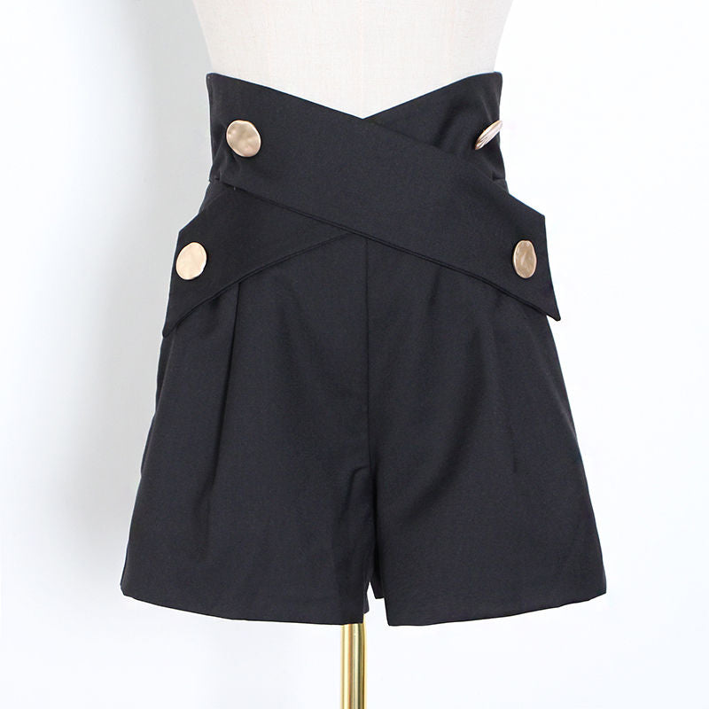 High Waist Buttoned Shorts