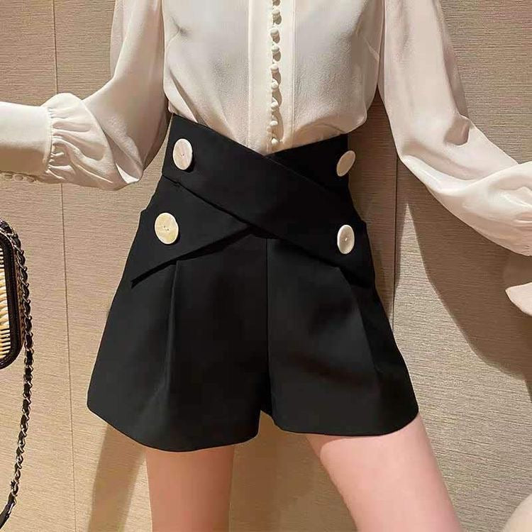 High Waist Buttoned Shorts